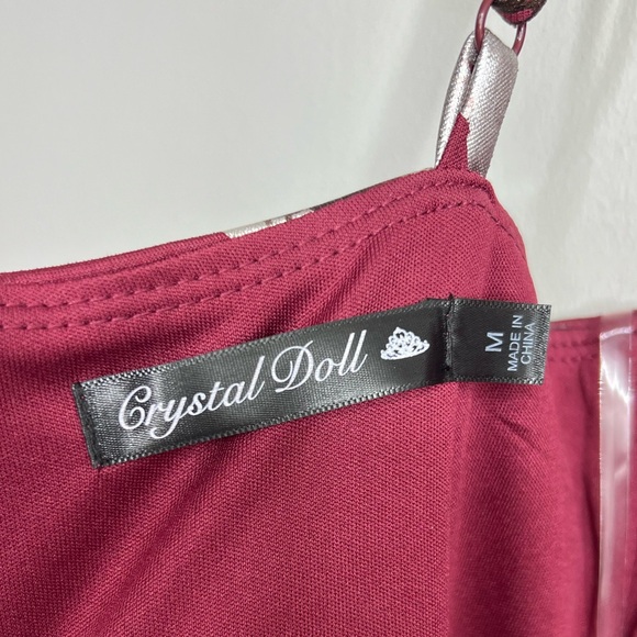 Crystal Doll maroon/red floral v-front peplum hem lined dress. Medium. - Picture 7 of 9